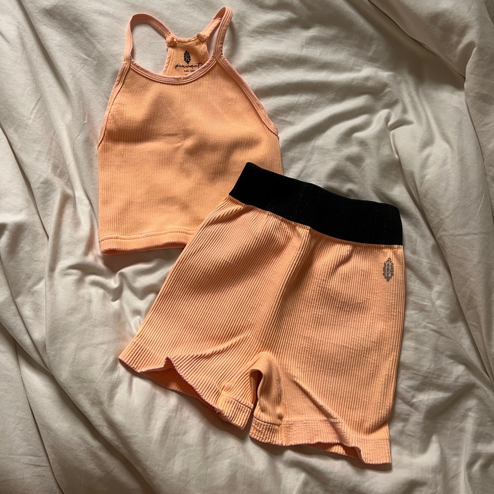 Free People Movement ‘Happiness Runs’ Set